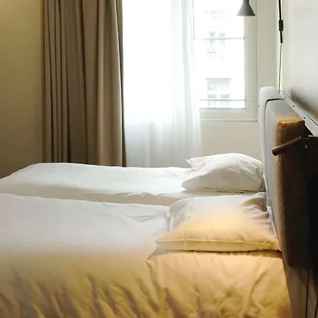 Hotel Ibis Centre Grand Place 3*